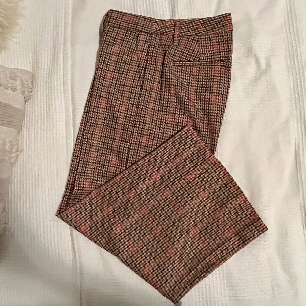 Banana Republic Trousers - Size 6 Short
